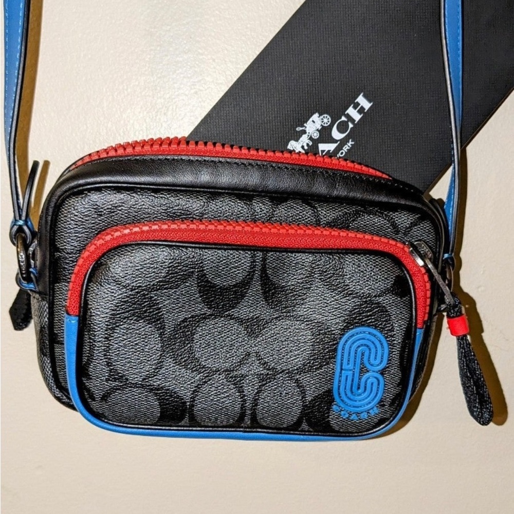 SUPER CUTE Coach Edge Double In Cross Block Signature Canvas